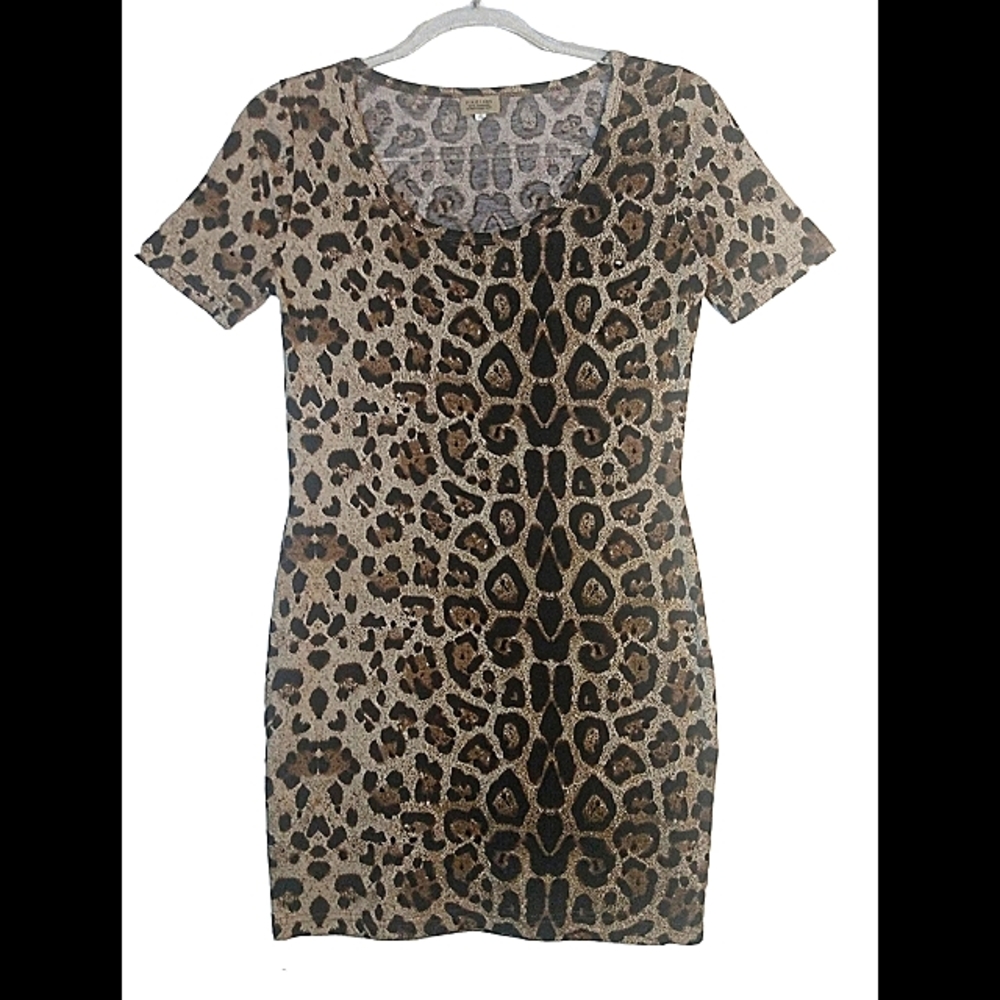 Piko 1988 leopard print stretch knit mini dress short sleeve size small